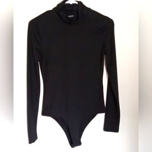EUC Shein Long Sleeve Bodysuit Size M